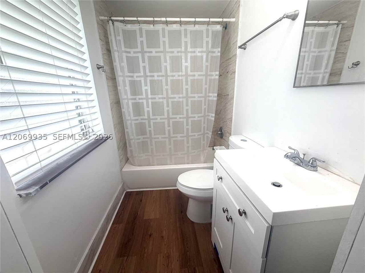 433 Santander Ave #1 - Photo 5 of 14