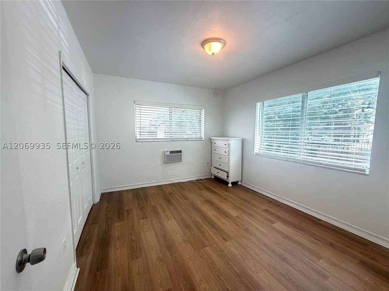433 Santander Ave #1 - Photo 7 of 14