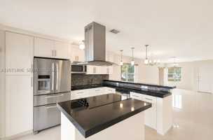 featured image of 2561 W 60th Pl #102-1