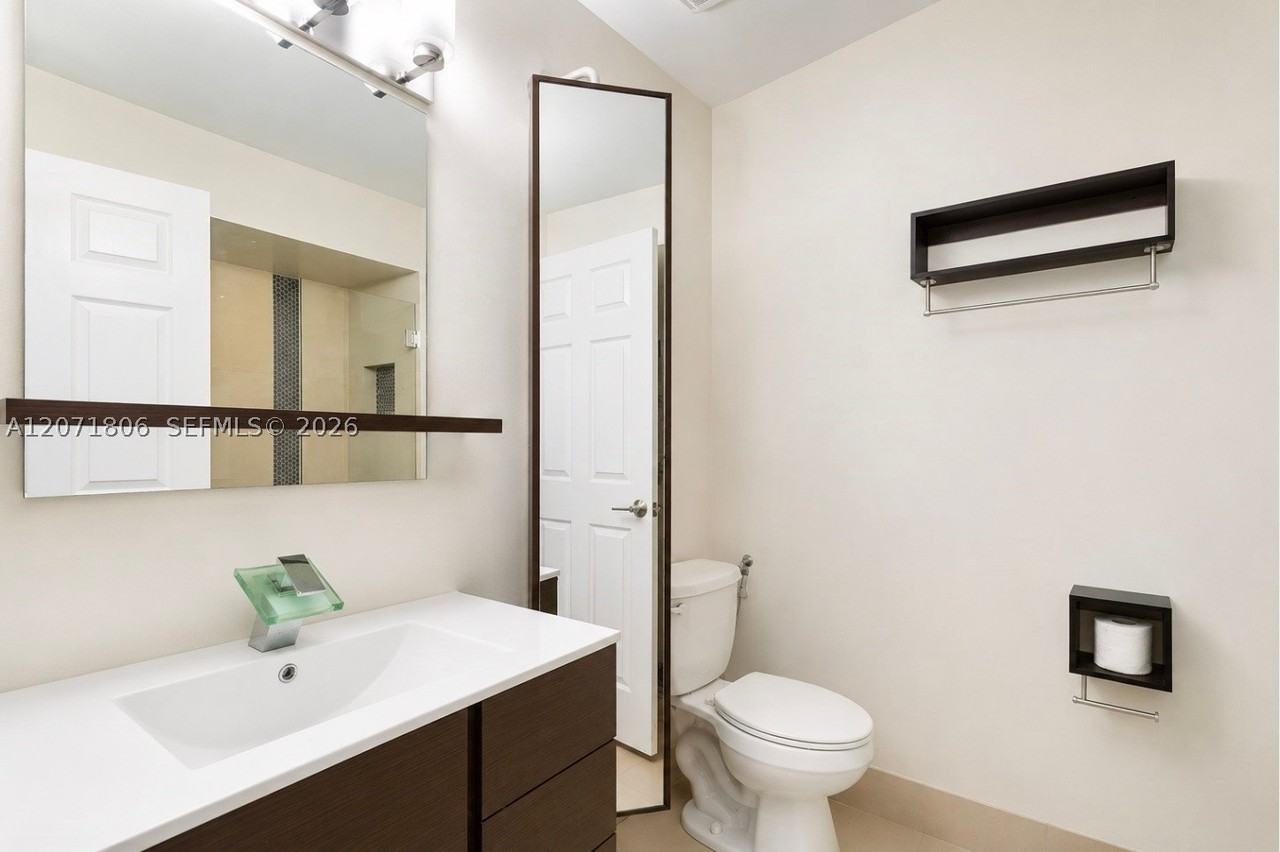 2561 W 60th Pl #102-1 - Photo 7 of 20