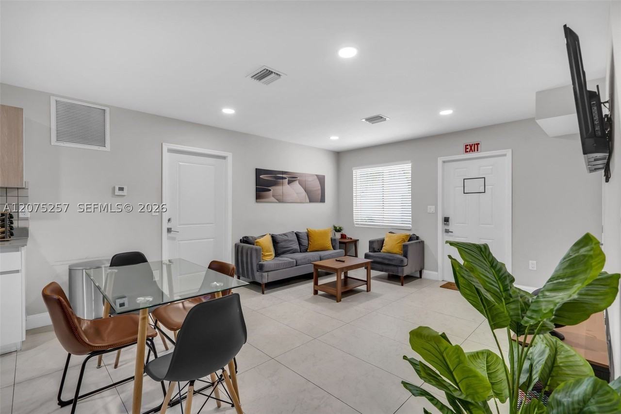 507 Nw 8th Ave #2 - Photo 4 of 40