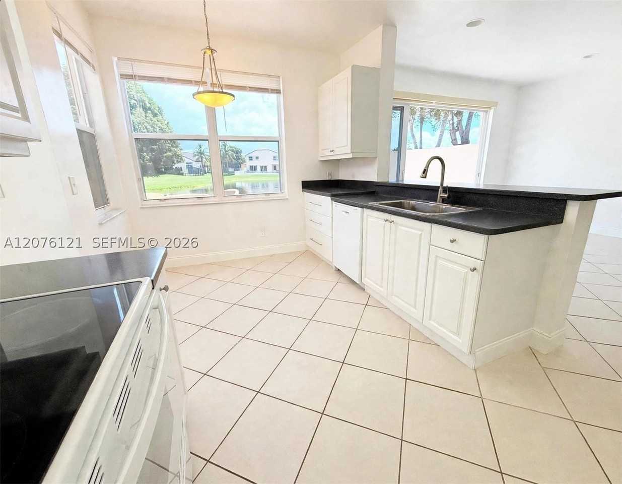 15616 Nw 12th Mnr - Photo 7 of 25