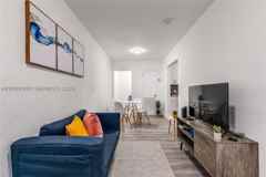 327 Ne 55th St - Photo 1 of 1