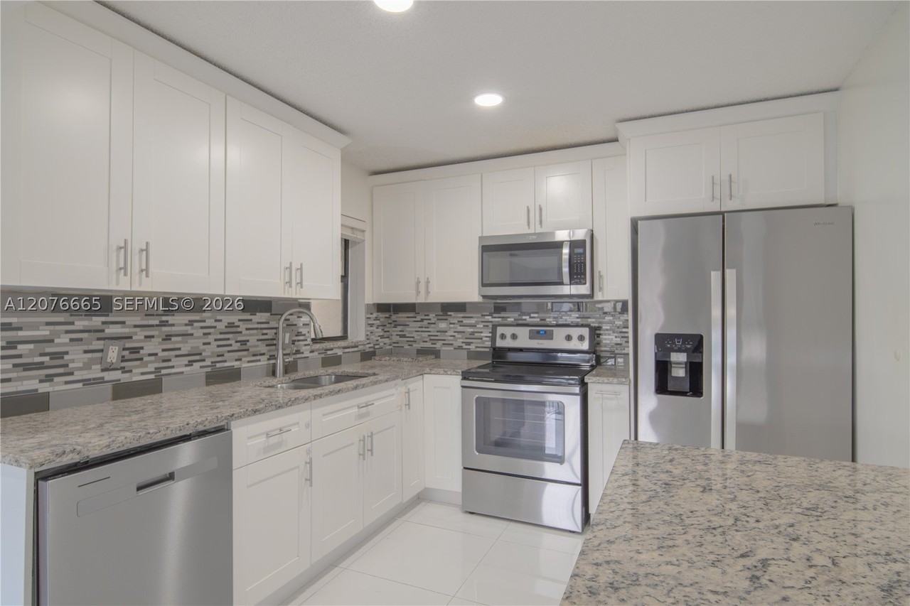 3745 Cocoplum Cir #3561 - Photo 4 of 12