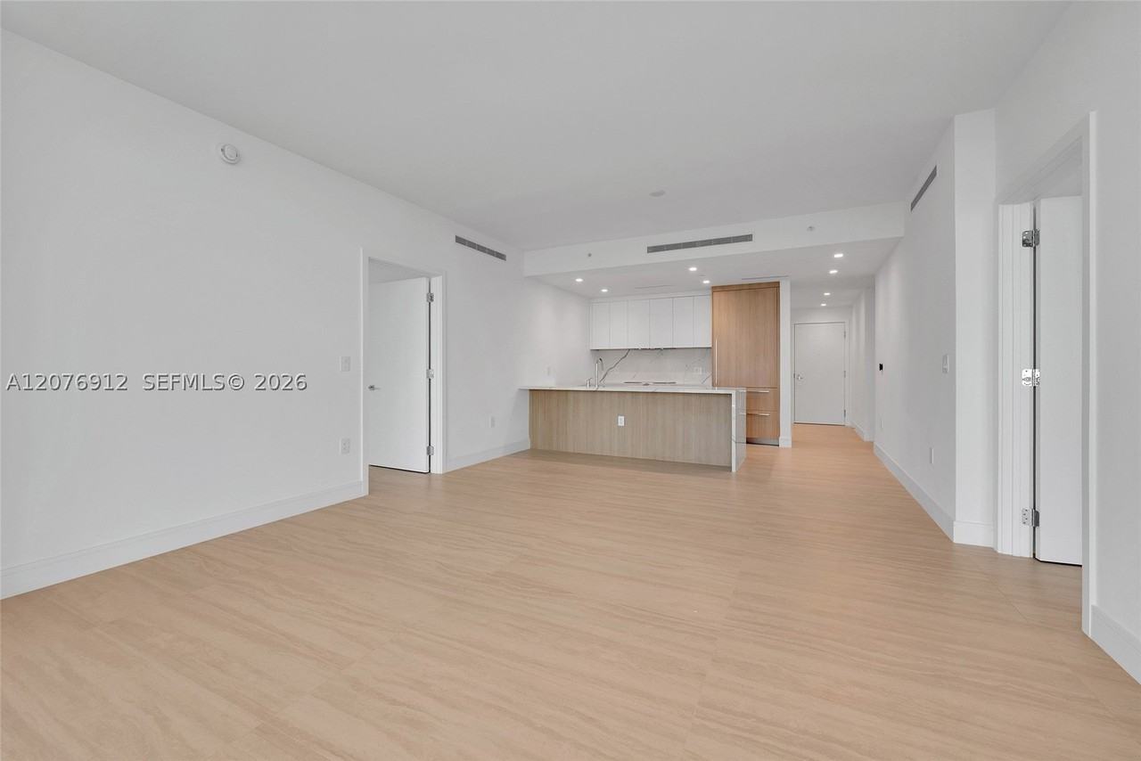 Laguna Cir #2402 - Photo 4 of 50