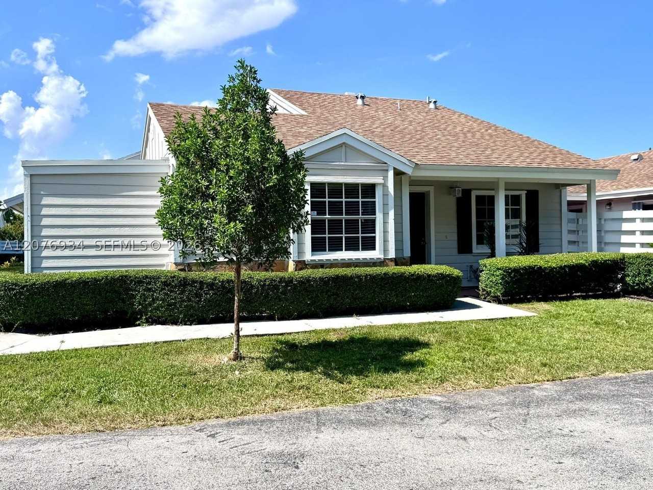 13700 Sw 149th Circle Ln #4-60 - Photo 3 of 35