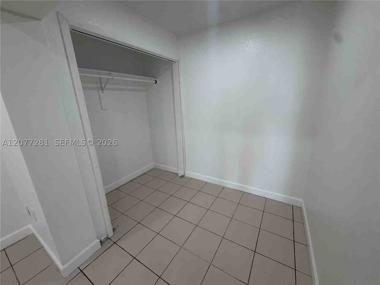 9986 Sw 2nd St - Photo 6 of 17