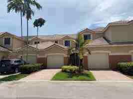 featured image of 4218 Vineyard Cir #4218