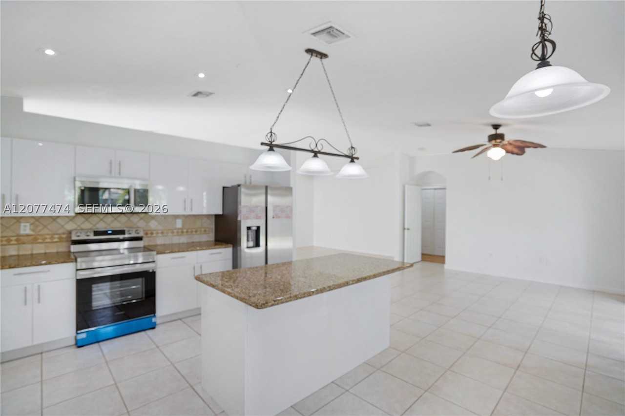 13950 Sw 155th Ct #13950 - Photo 4 of 45