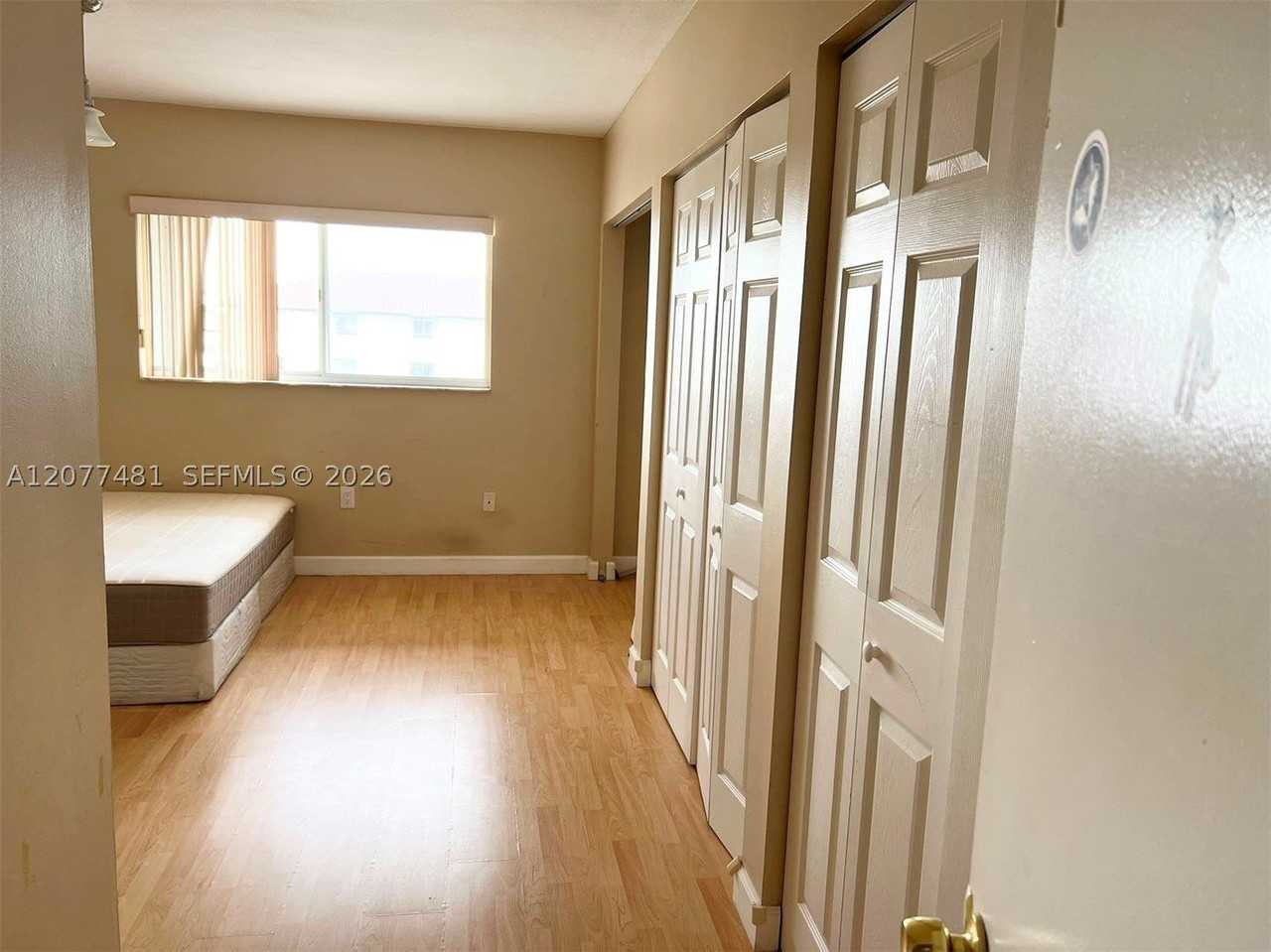 800 Sw 104th Ct #A201 - Photo 5 of 10