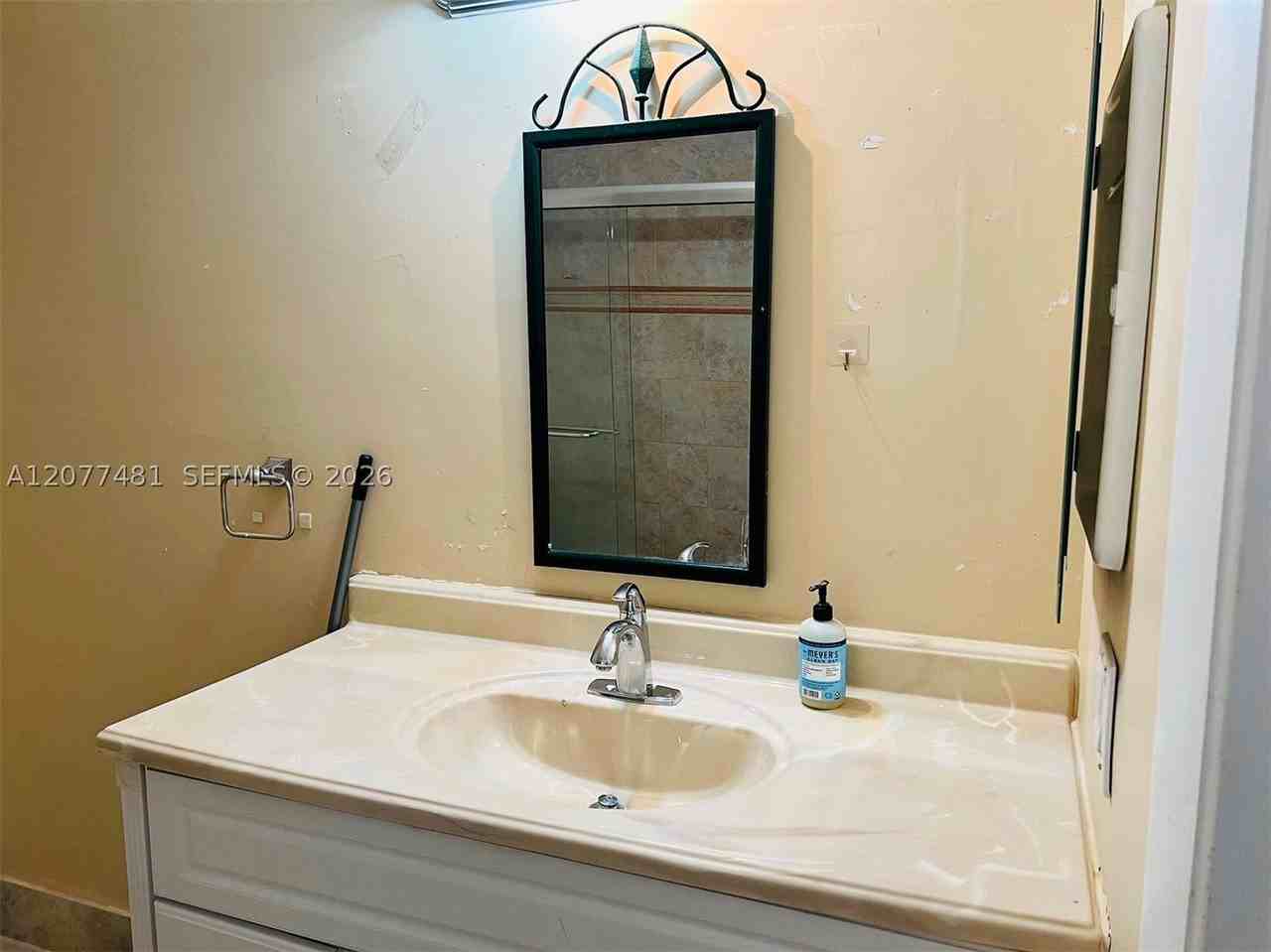 800 Sw 104th Ct #A201 - Photo 7 of 10