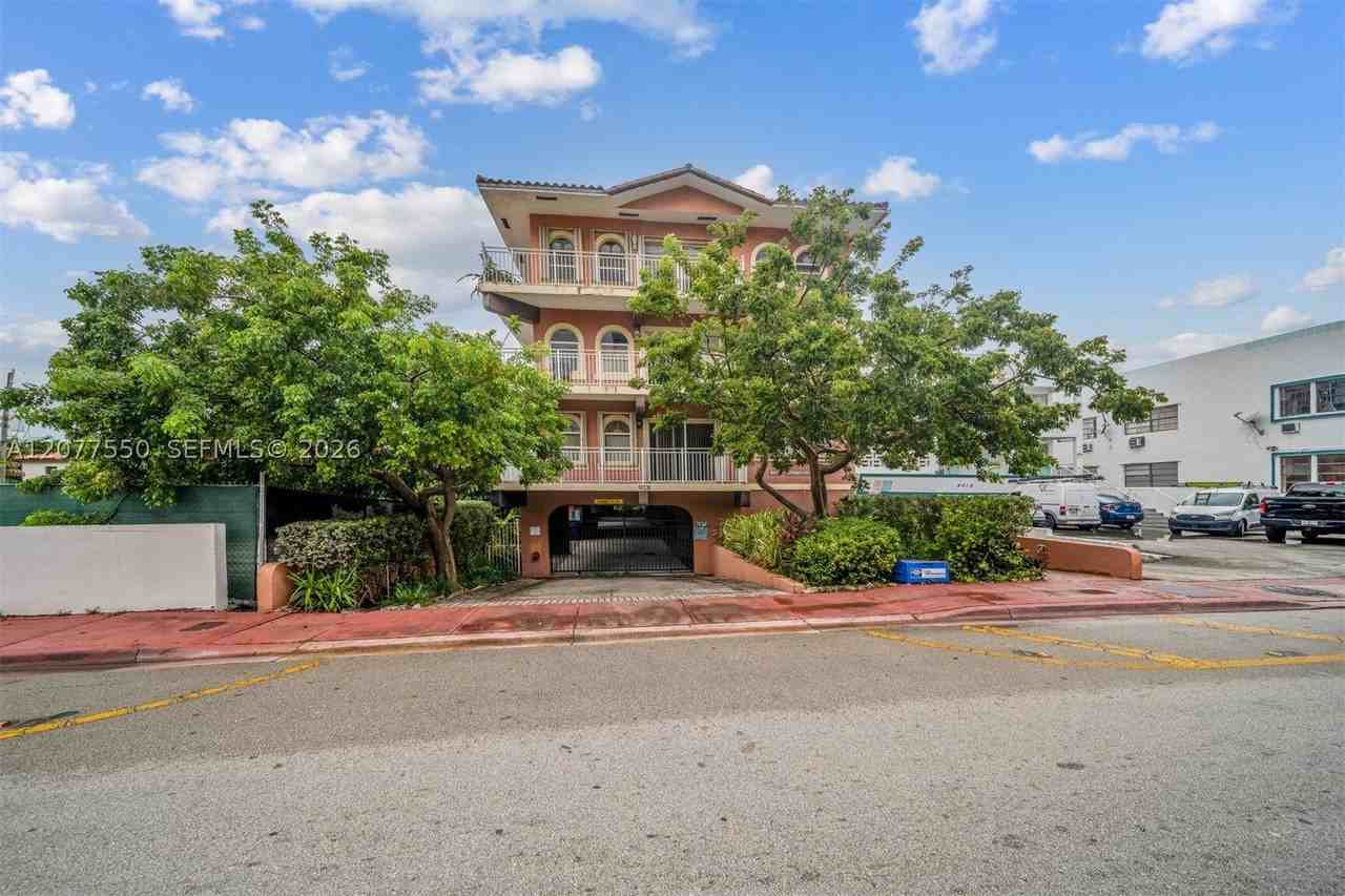 9008 Collins Ave #402 - Photo 3 of 50