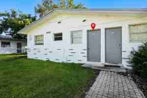 featured image of 26615 Sw 137th Ave #4