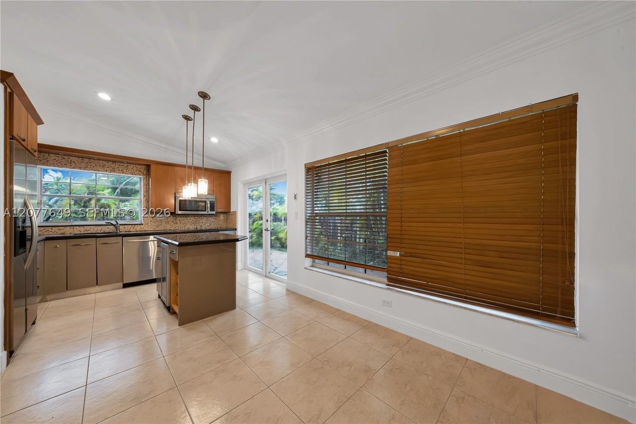 6352 Sw 112th Pl - Photo 7 of 24