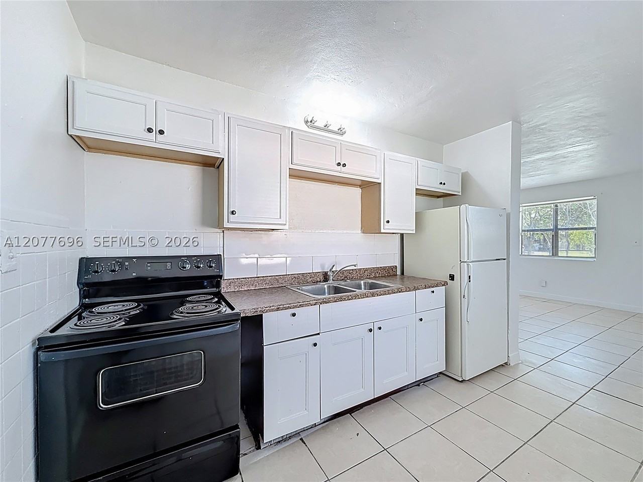 2419 Nw 6th Ct - Photo 3 of 30