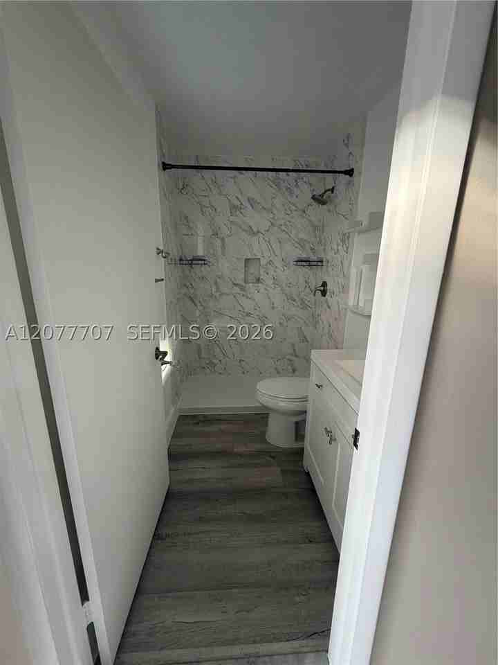 2658 W 74th Ter - Photo 5 of 16