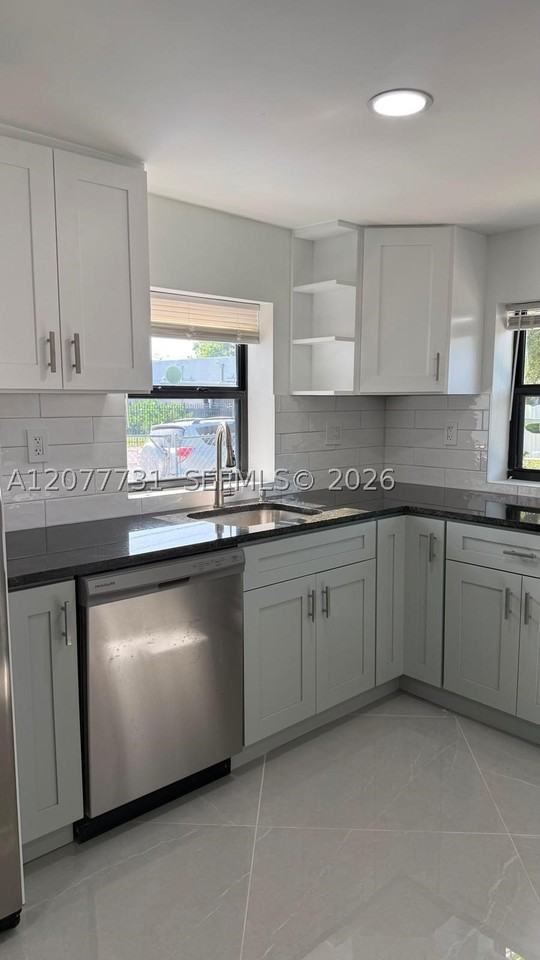 305 Ne 58th Ter #0 - Photo 4 of 20