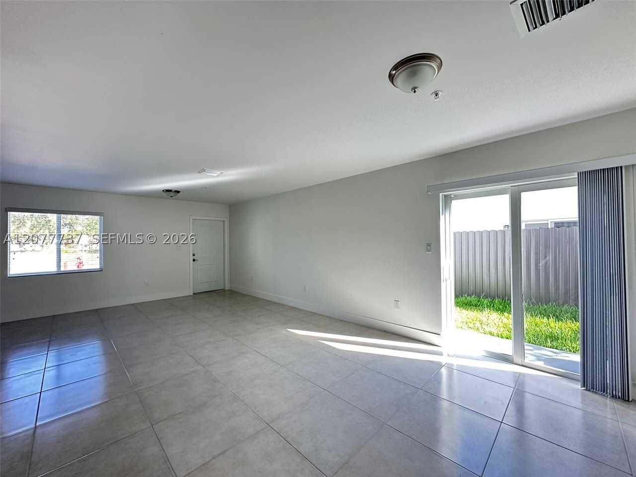 11288 Sw 187th St #11288 - Photo 5 of 16