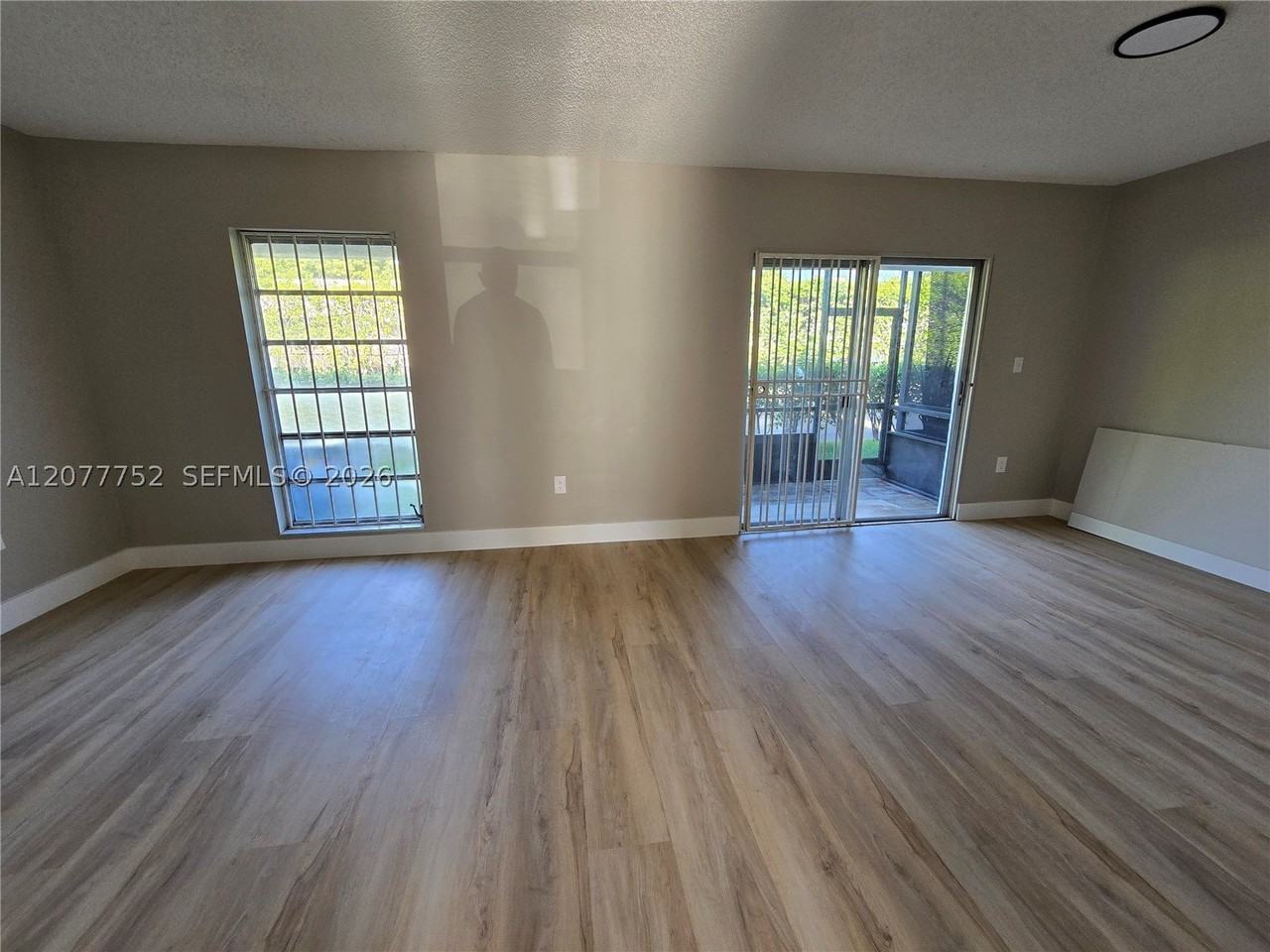 17120 Sw 94th Ave #404 - Photo 5 of 12
