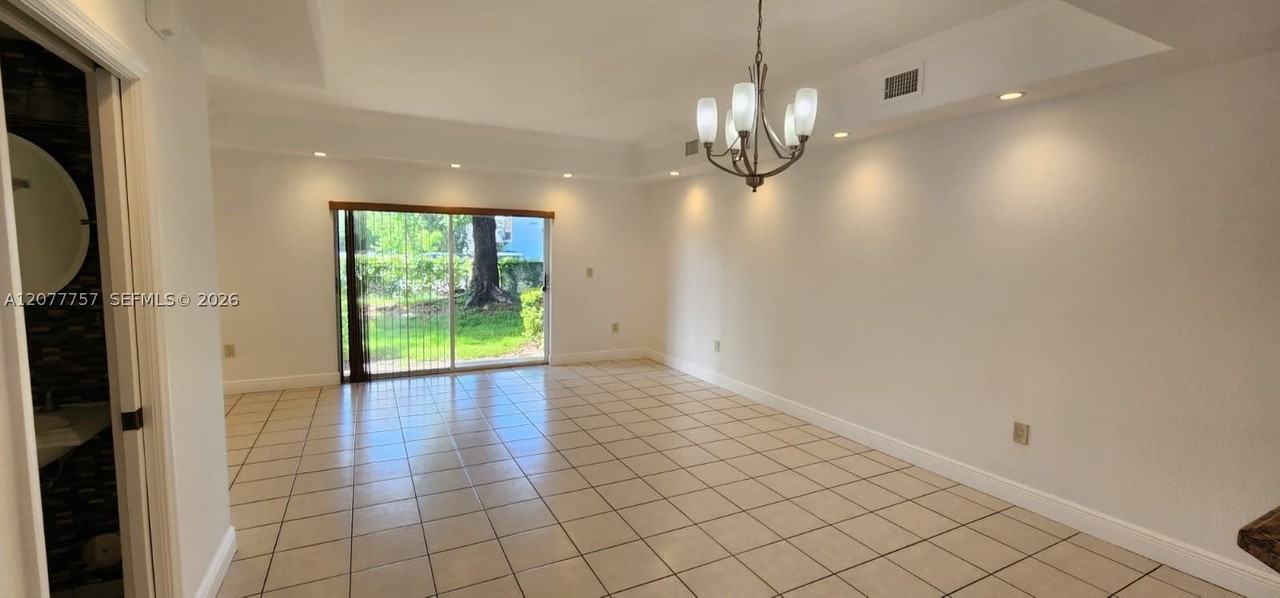 8960 W Flagler St #3 - Photo 5 of 22