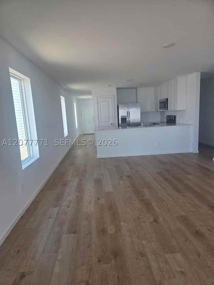 Riverwood Cir #3507 - Photo 2 of 33