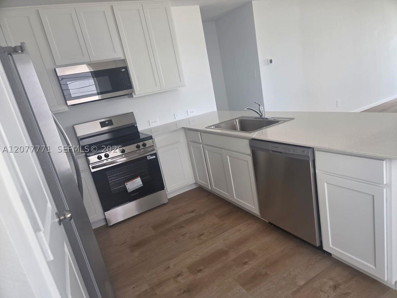 Riverwood Cir #3507 - Photo 6 of 33