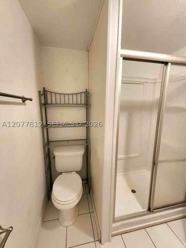 4222 Hibiscus Cir - Photo 7 of 18