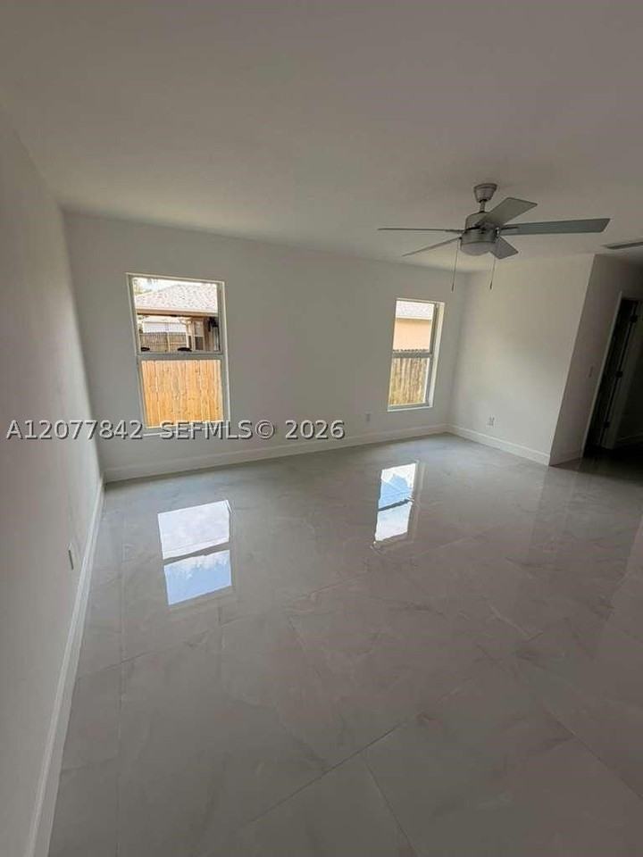 8636 100th Ct - Photo 5 of 19