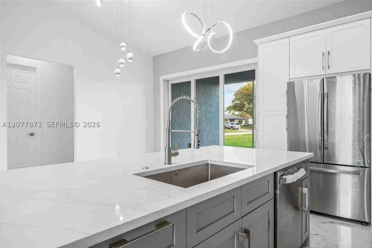 1025 Greenway Ter #1025 - Photo 5 of 50