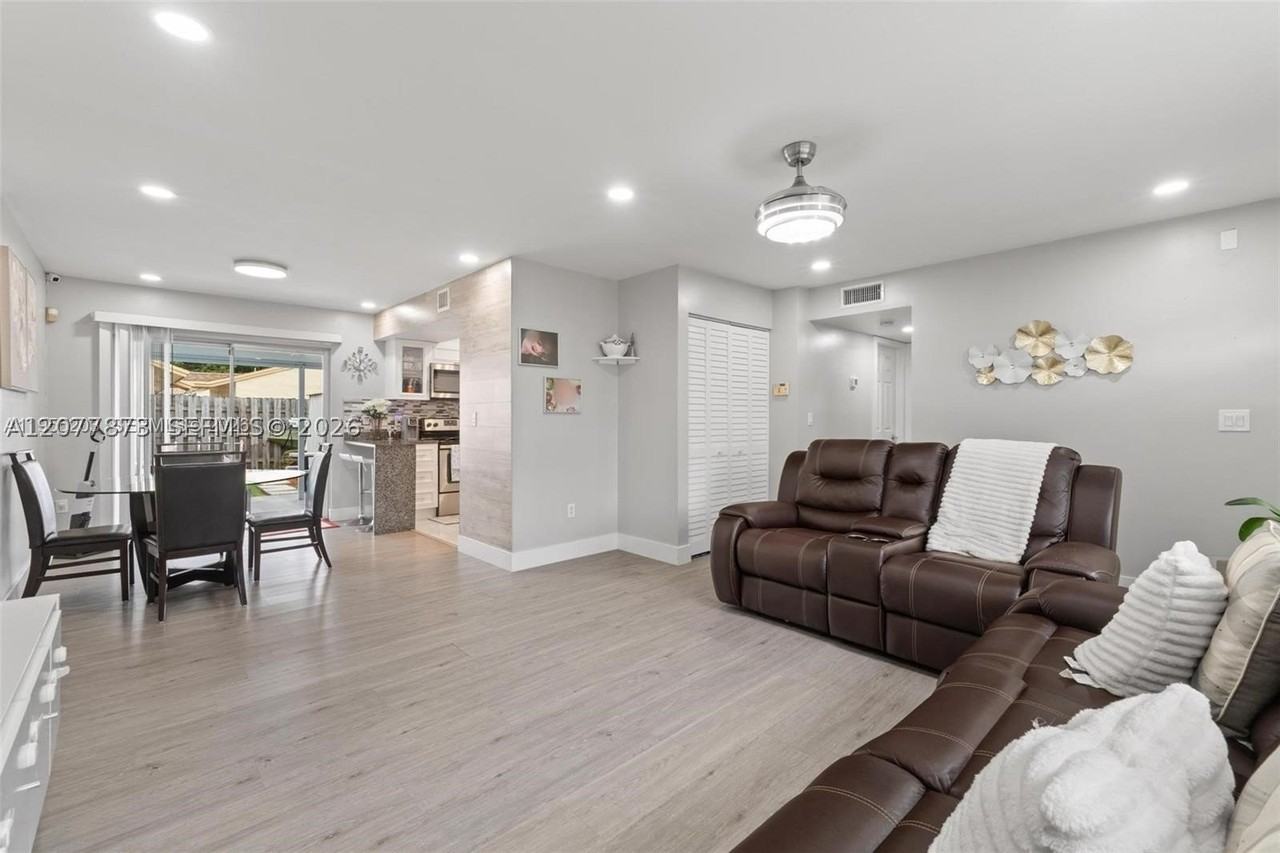 1366 Osprey Ct #1366 - Photo 6 of 24