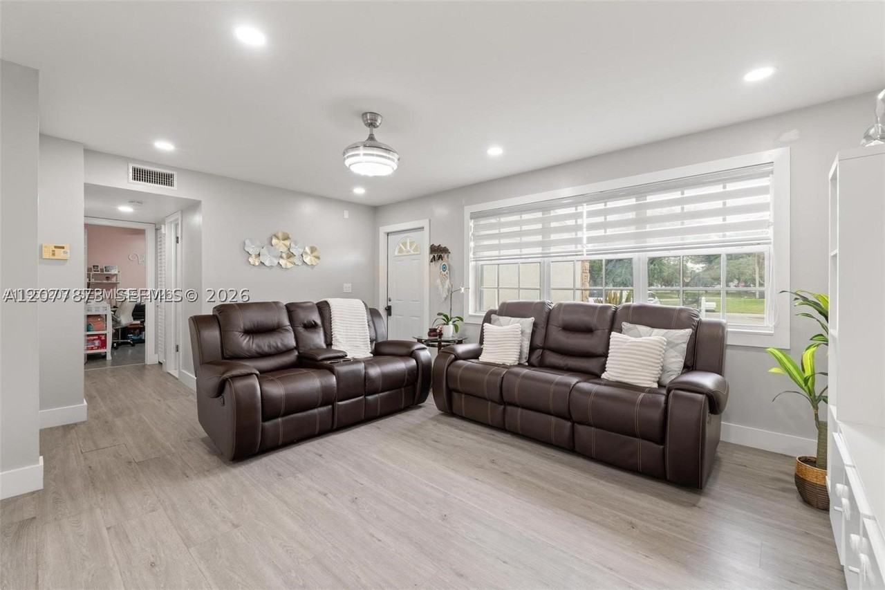 1366 Osprey Ct #1366 - Photo 7 of 24