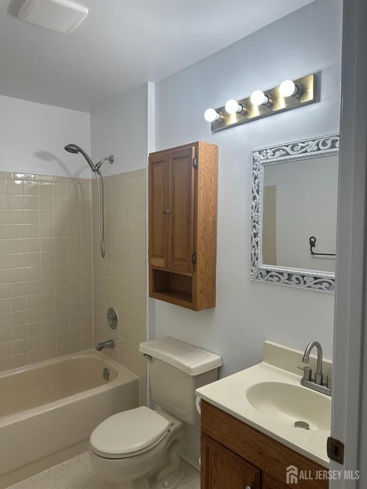 158 Darwin Ln - Photo 7 of 12