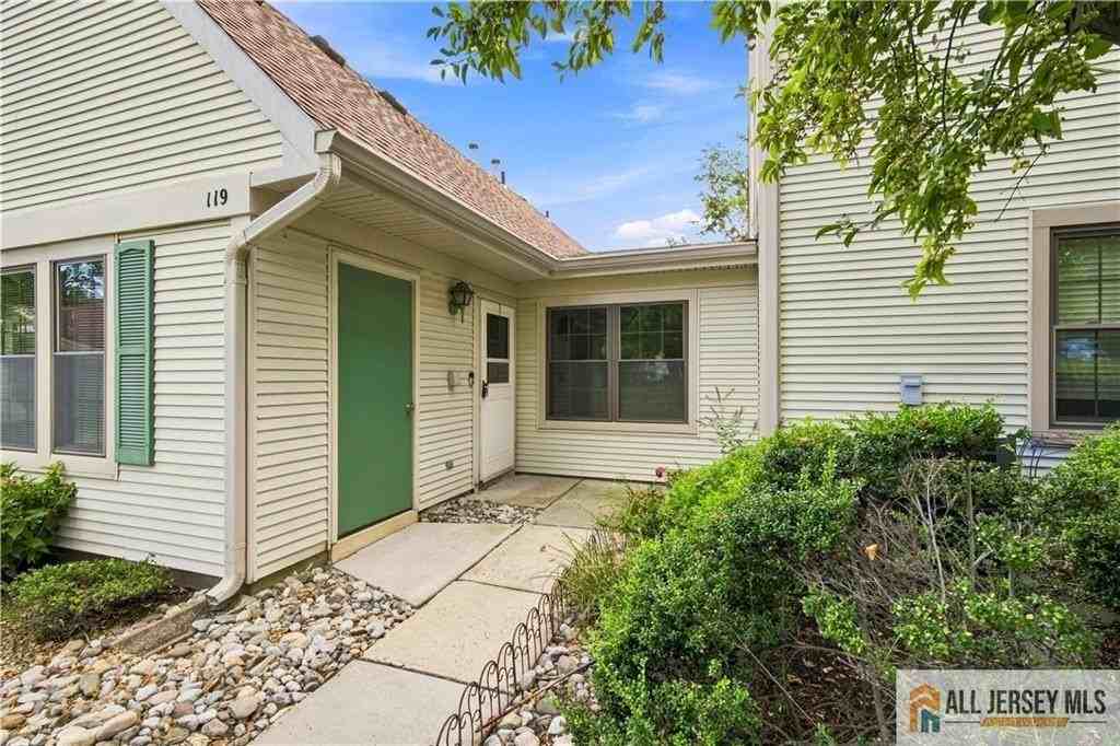 119 Griggs Pl #119 - Photo 3 of 26