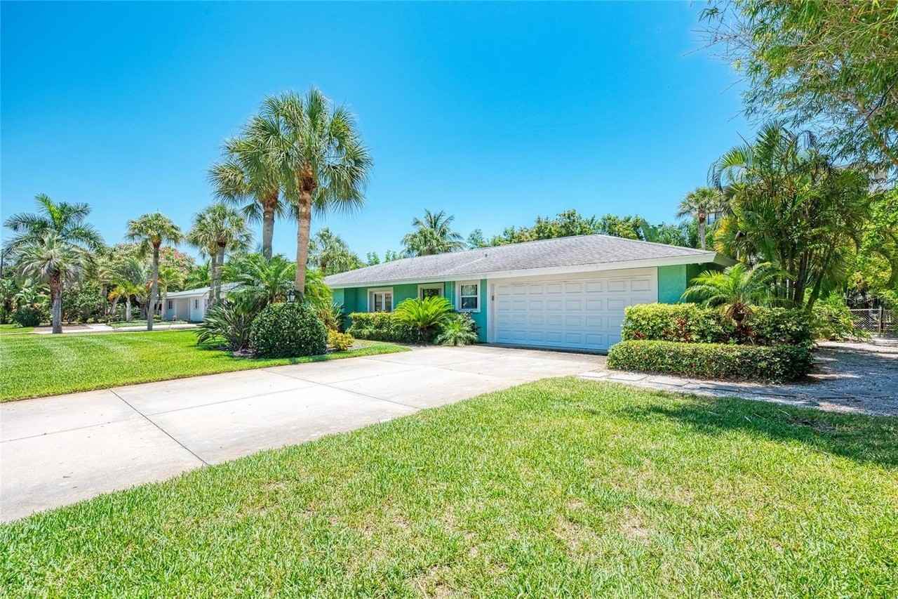 5640 Cape Leyte Dr - Photo 7 of 50