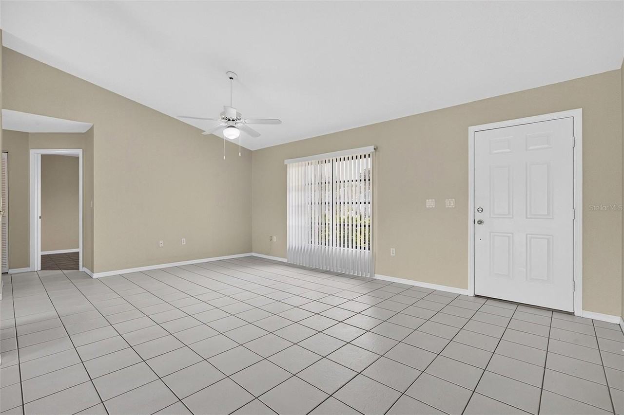 23245 Lehigh Ave - Photo 3 of 30