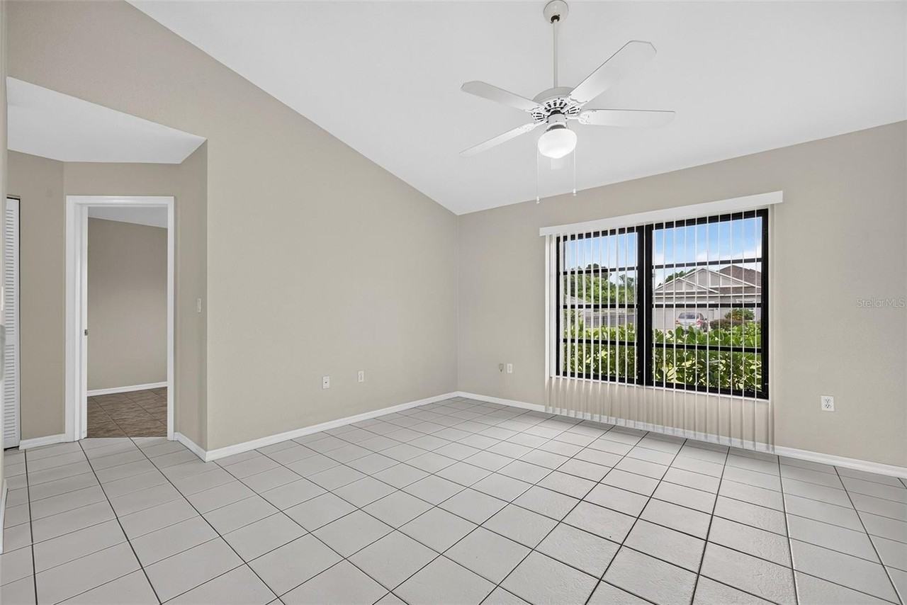 23245 Lehigh Ave - Photo 4 of 30