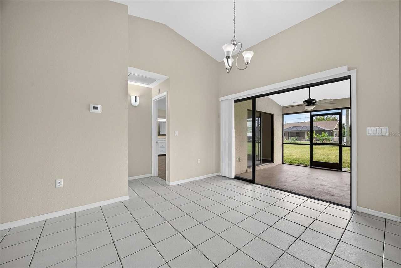 23245 Lehigh Ave - Photo 6 of 30