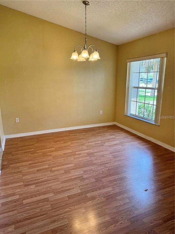 15 Prattwood Ln - Photo 3 of 13