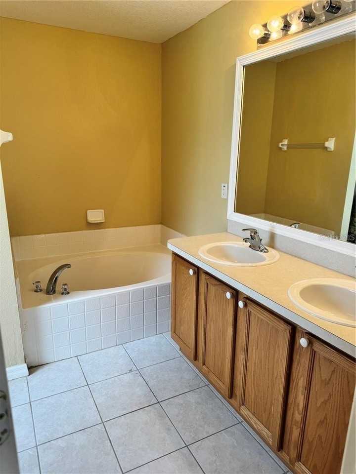 15 Prattwood Ln - Photo 7 of 13