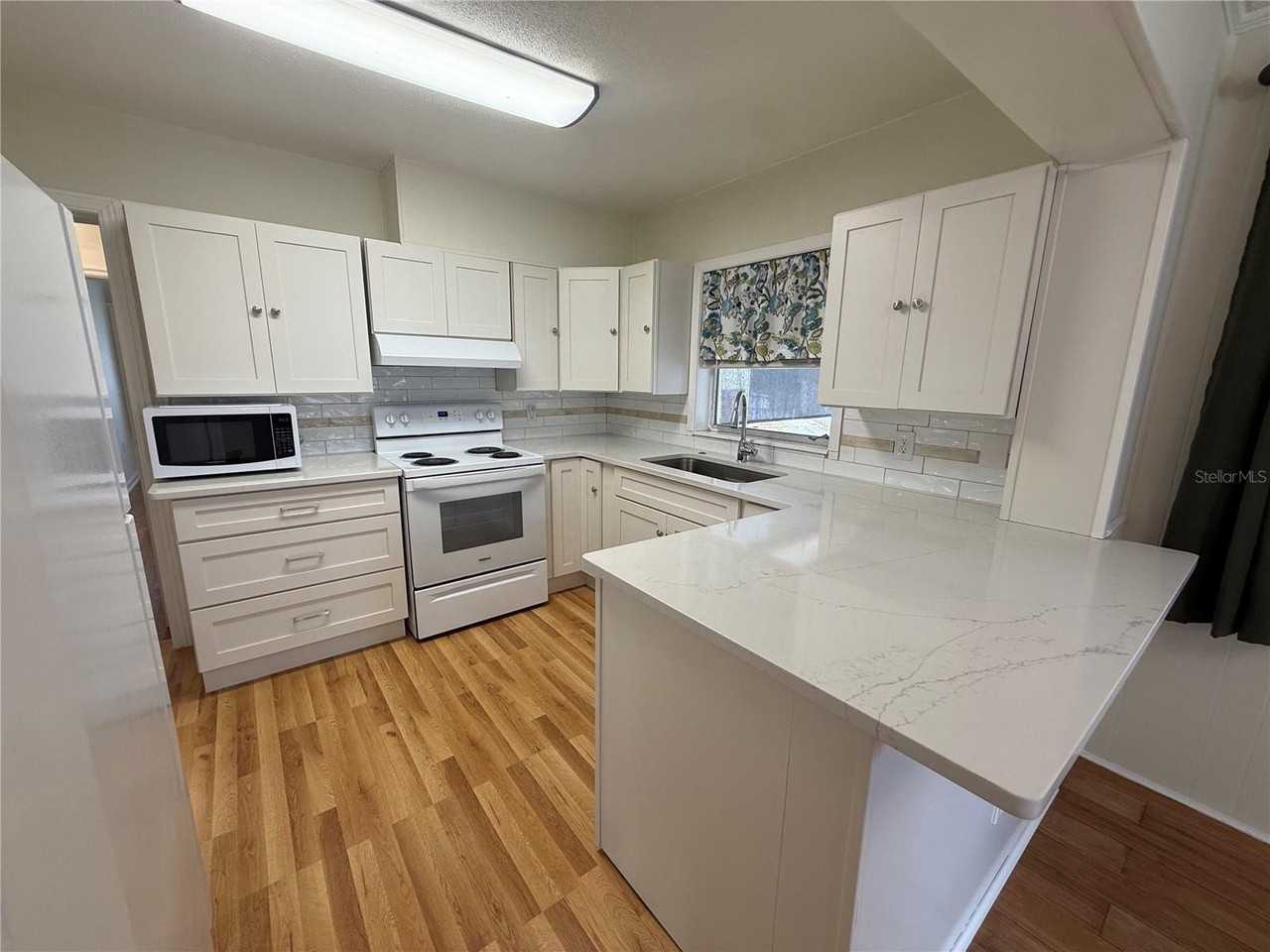 465 Briarcliff Ave - Photo 5 of 15