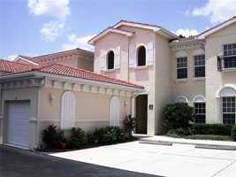 featured image of 400 Ravinia Cir #400