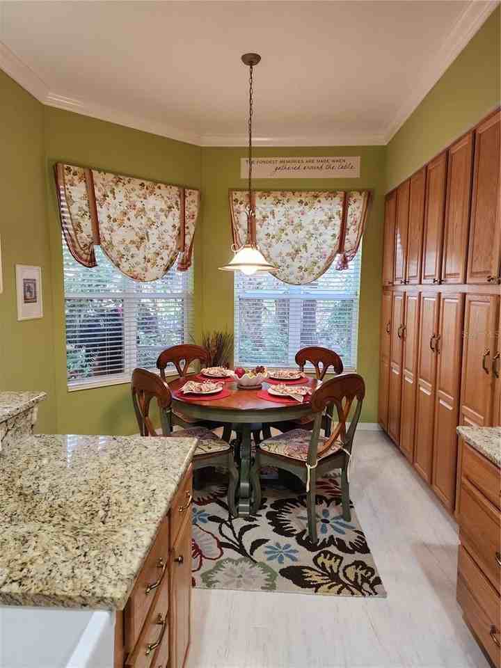 400 Ravinia Cir #400 - Photo 7 of 31