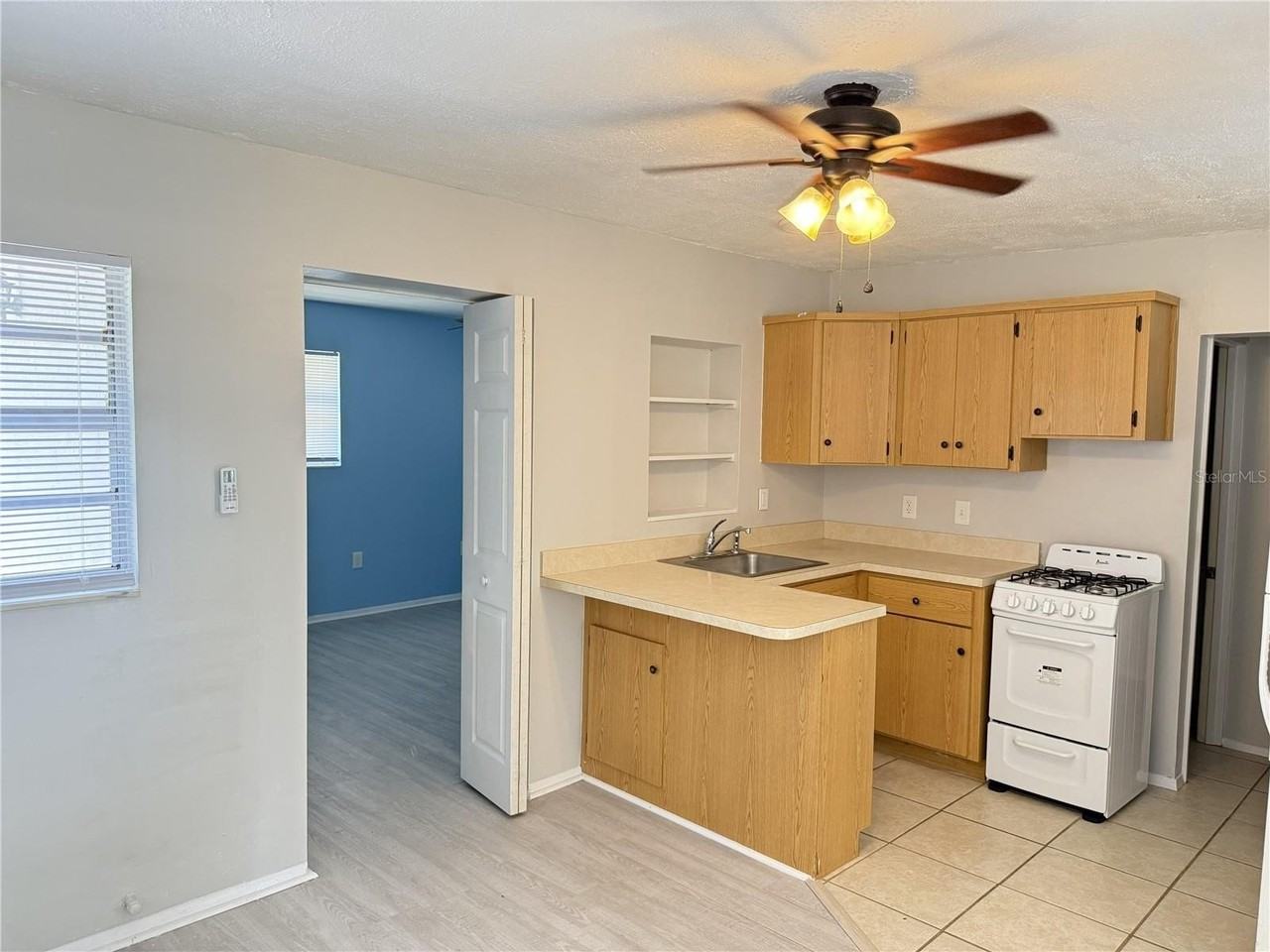 123 S Arlington Ave #C - Photo 5 of 10