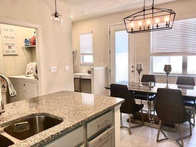 2674 Mead Ave - Photo 5 of 50