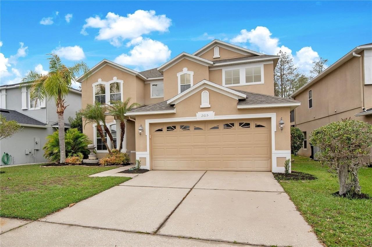 2615 Lakemoor Dr - Photo 2 of 50