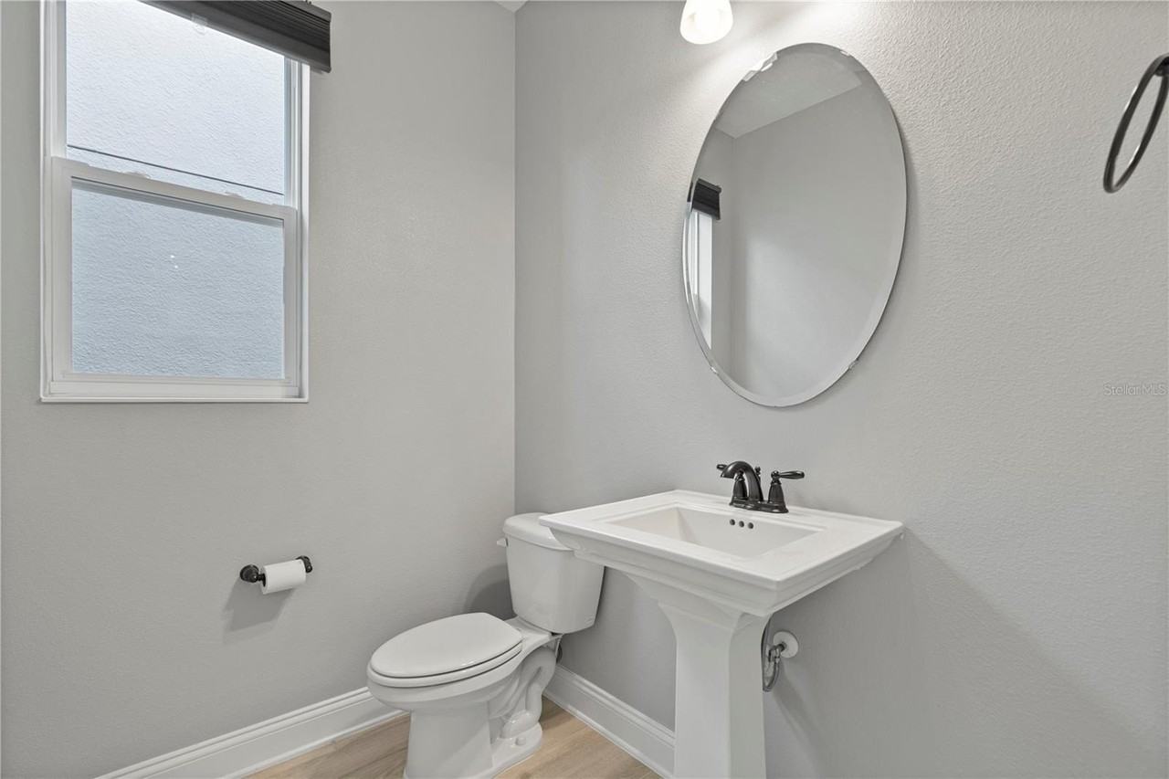 12754 Brodlove Ln - Photo 6 of 23