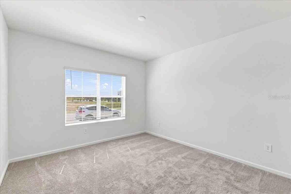 2240 Red Sun St - Photo 4 of 16
