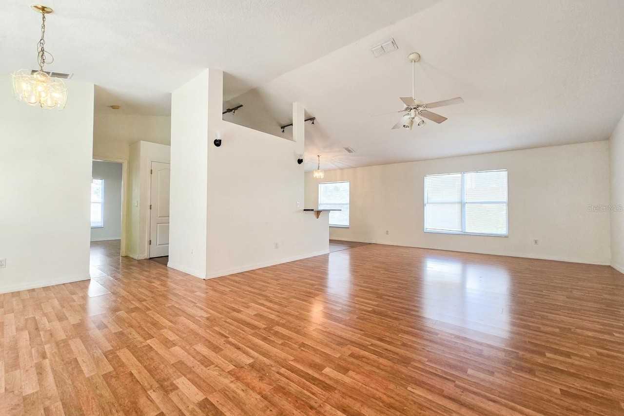 10417 Lake Hasson Cir - Photo 5 of 20