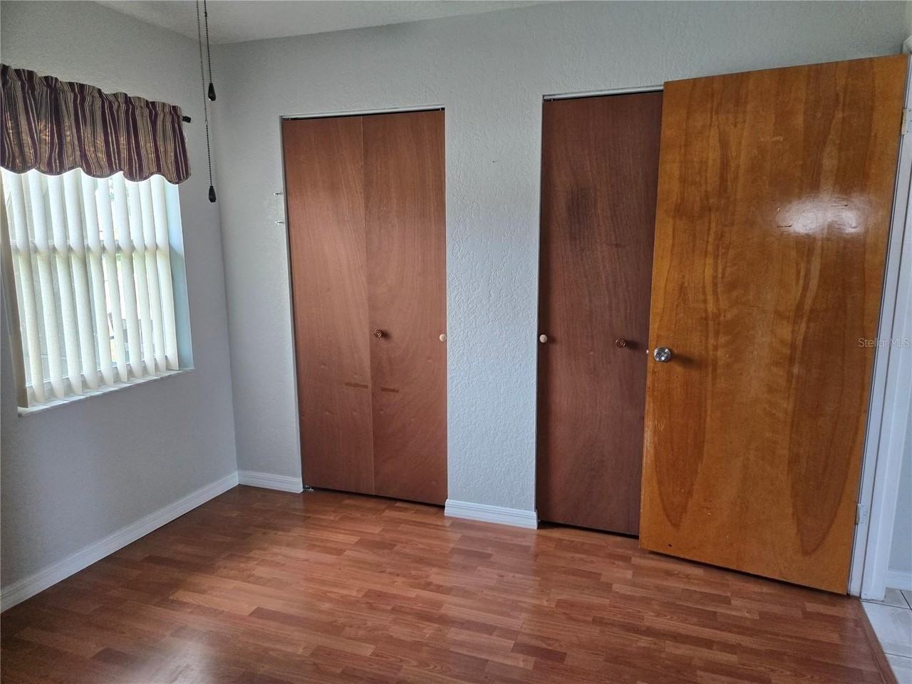 4870 Sw 147th Loop - Photo 3 of 12