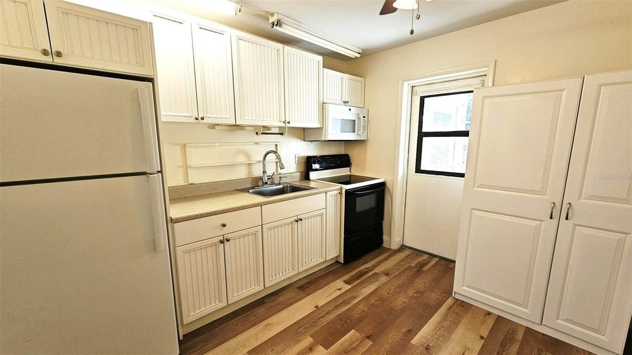 10147 Tramore Ave #A - Photo 7 of 19